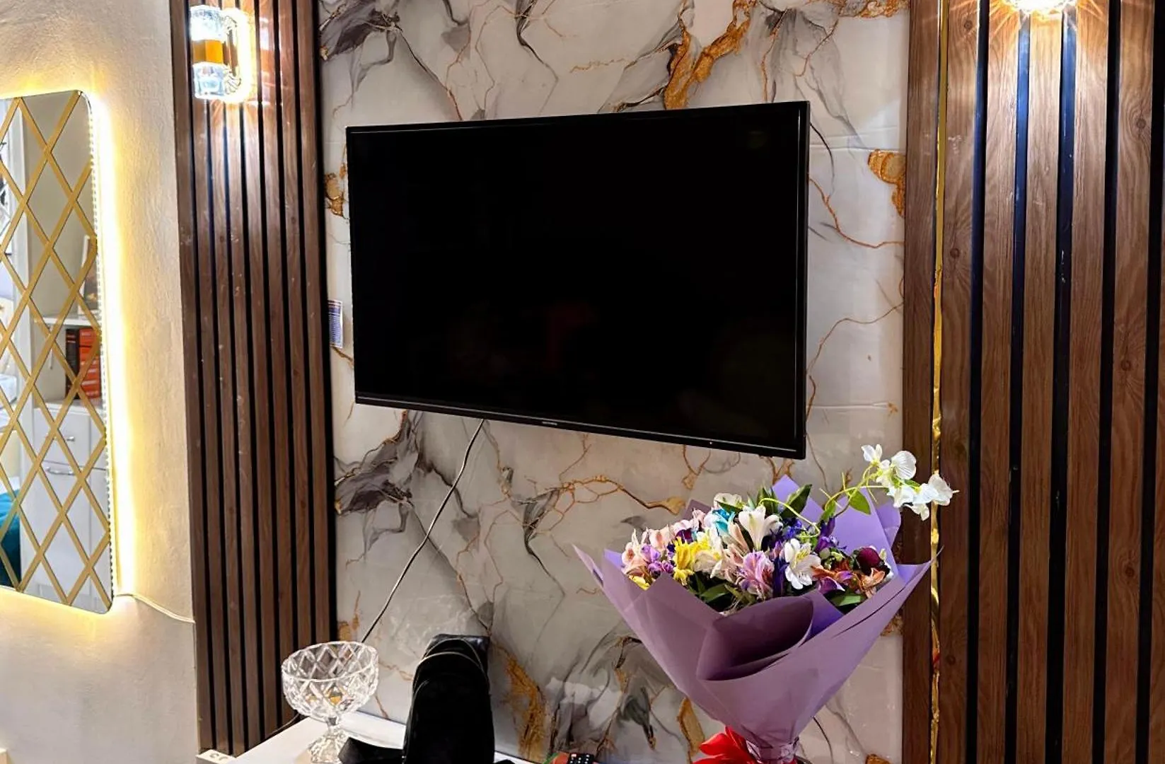 **** Hotel That Same Mirror Baku Azerbaijan