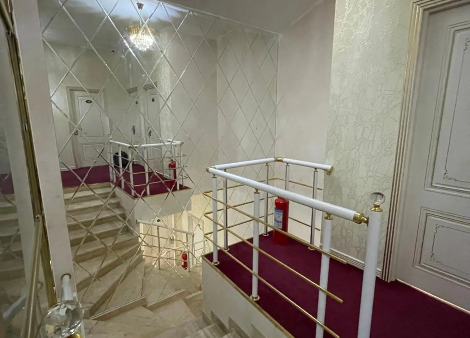**** Hotel That Same Mirror Baku Azerbaijan